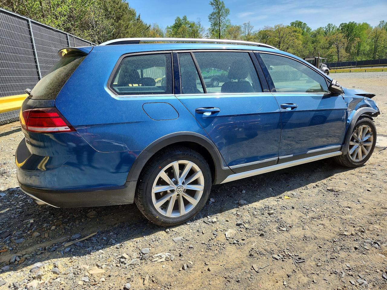 Volkswagen Golf S