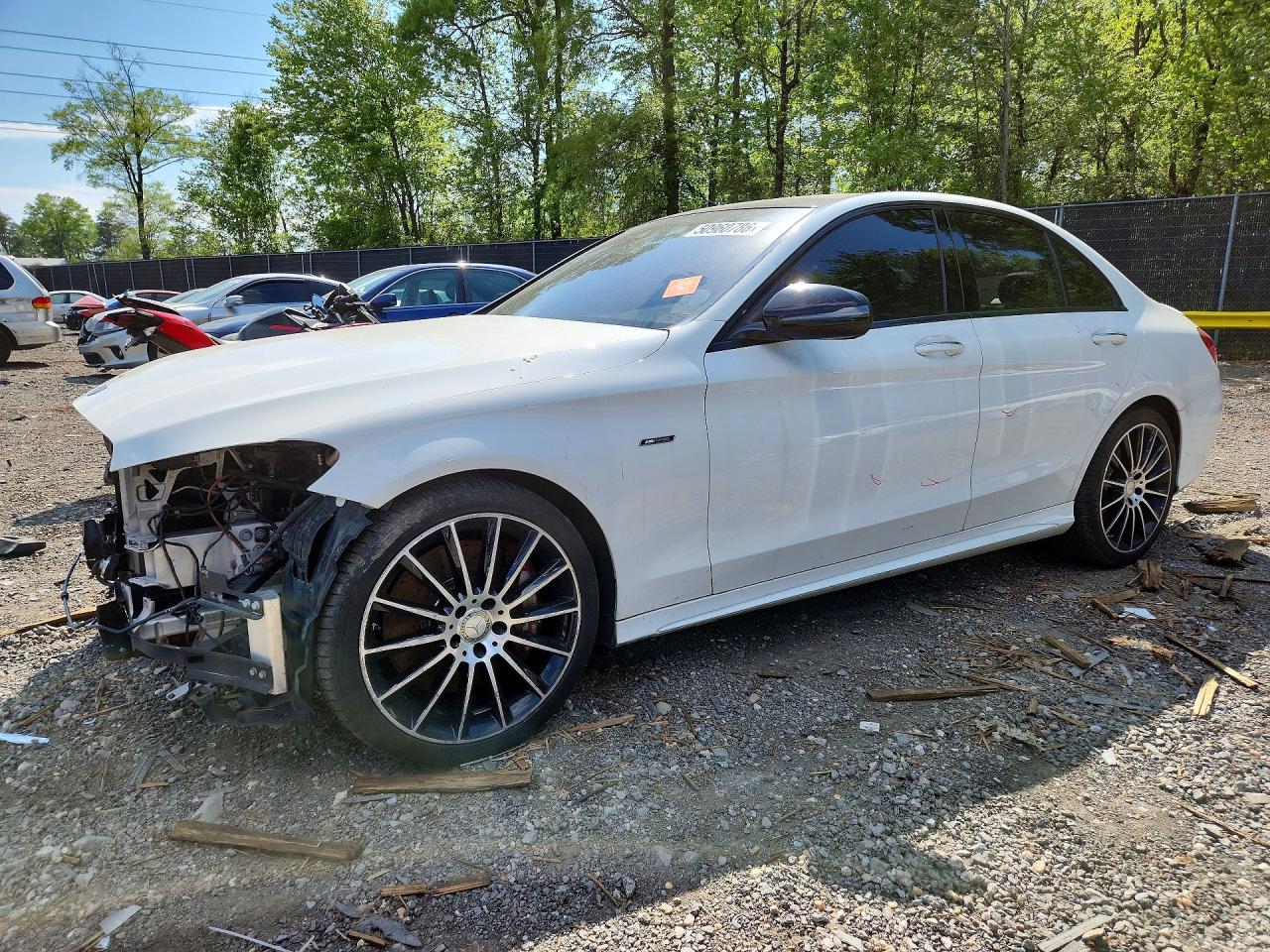 Salvage Mercedes-Benz C-Class Image