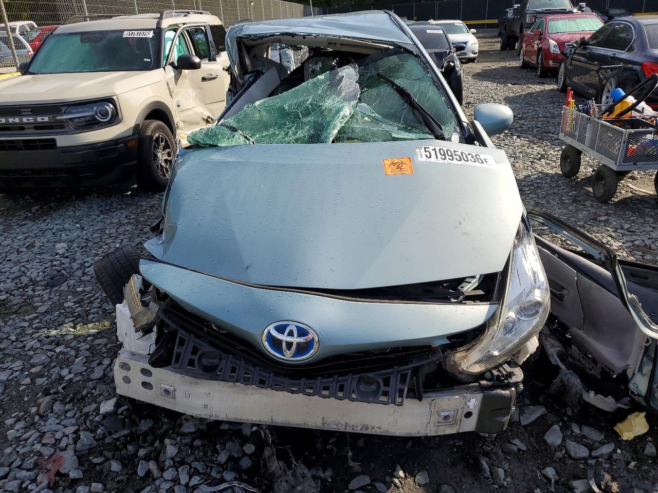 Toyota Prius v Three