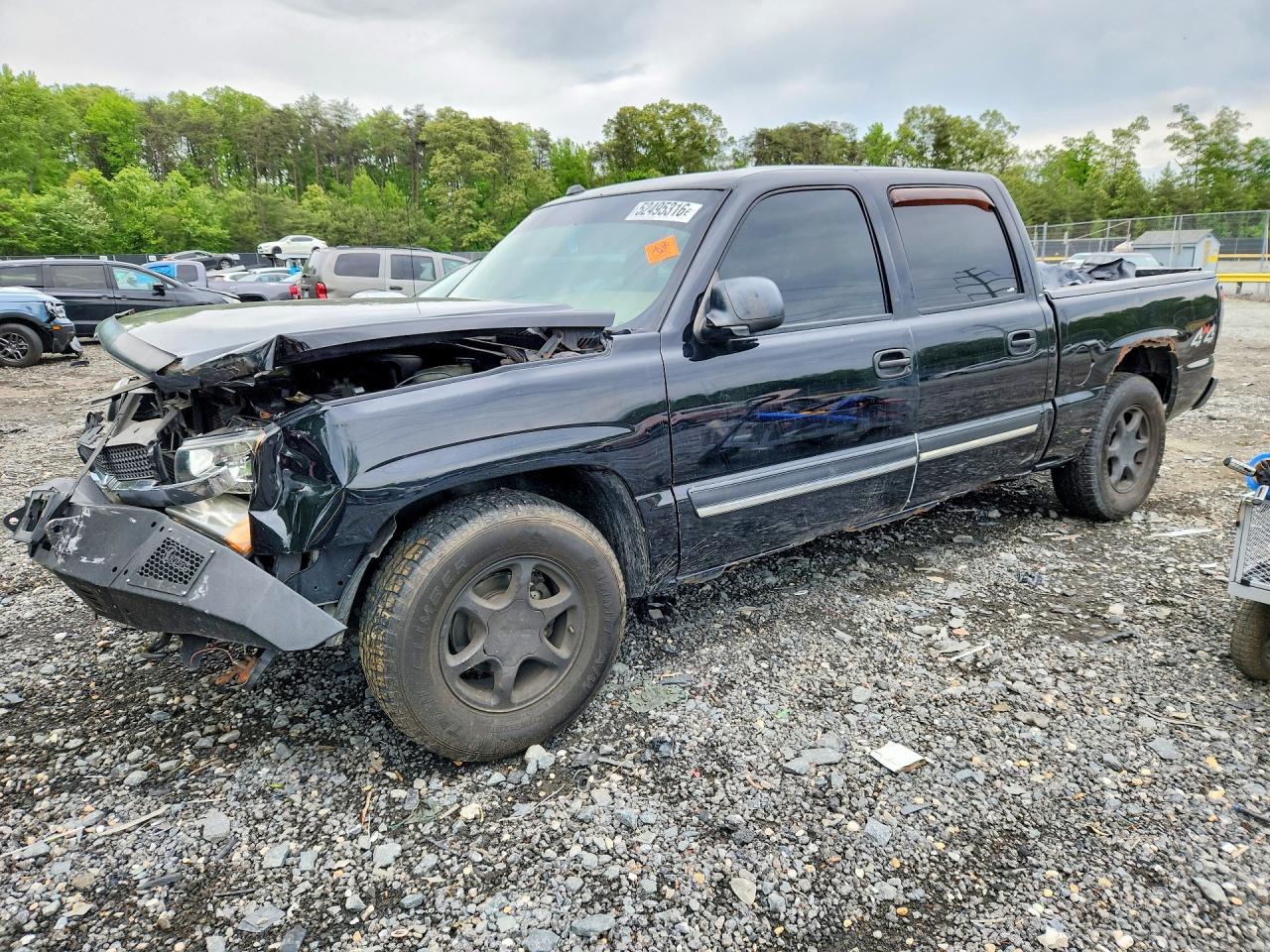Salvage Chevrolet Silverado Image