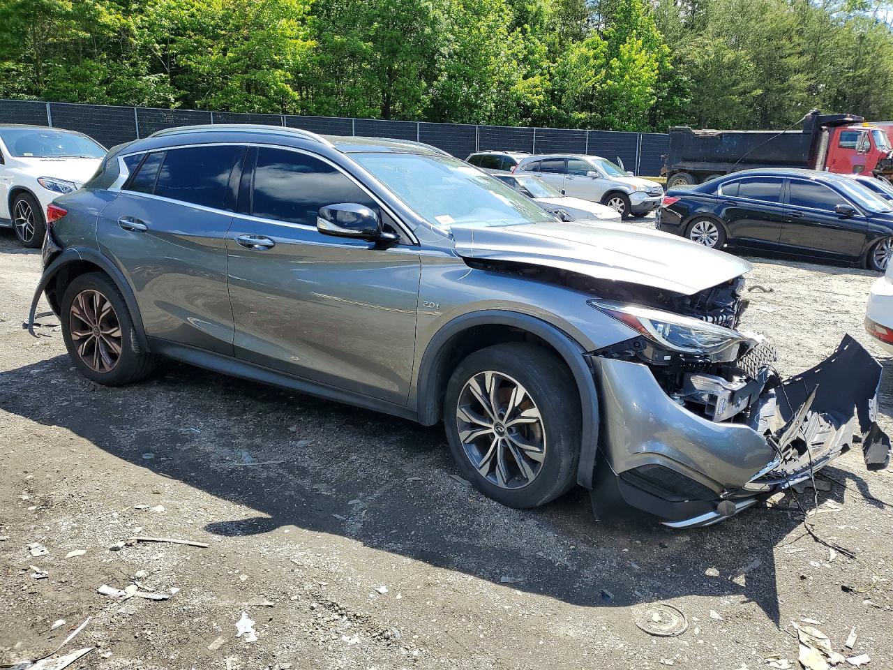 INFINITI Qx Luxe