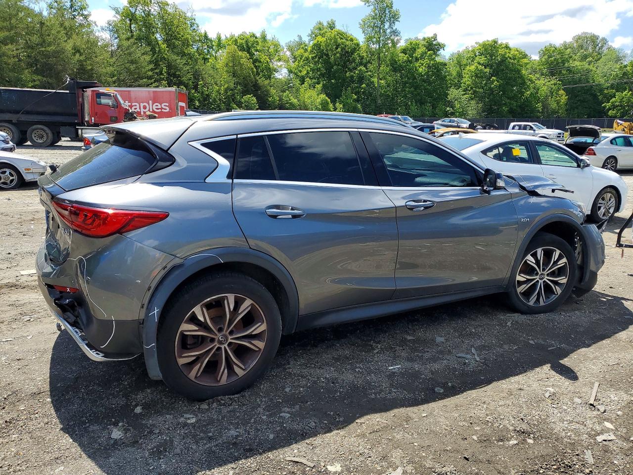 INFINITI Qx Luxe