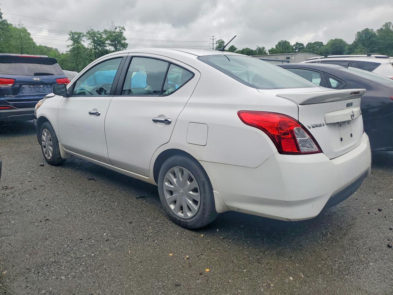 Nissan Versa Sv