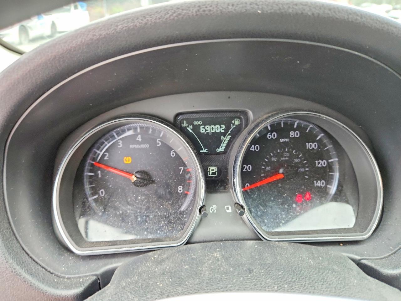 Nissan Versa Sv
