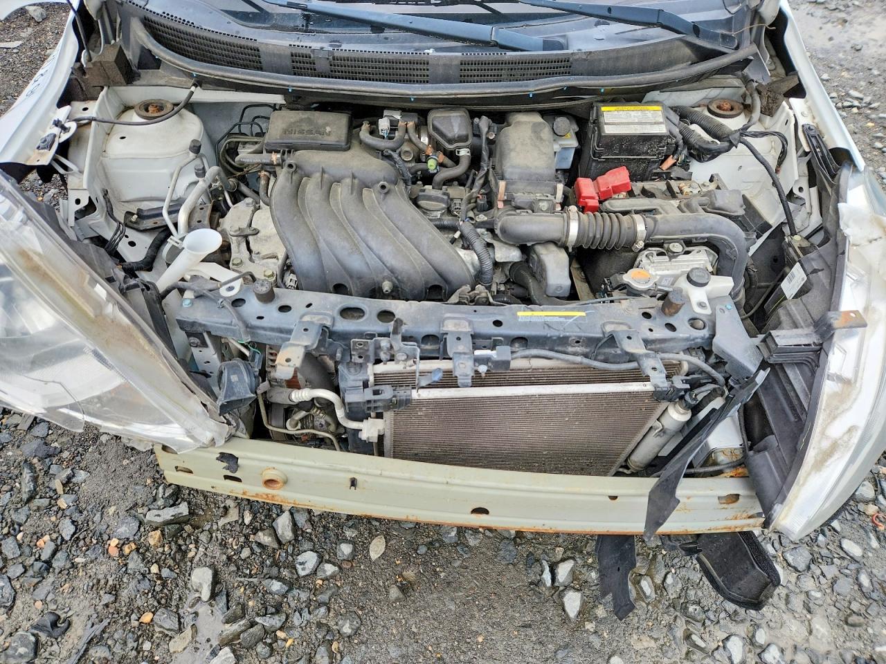 Nissan Versa Sv