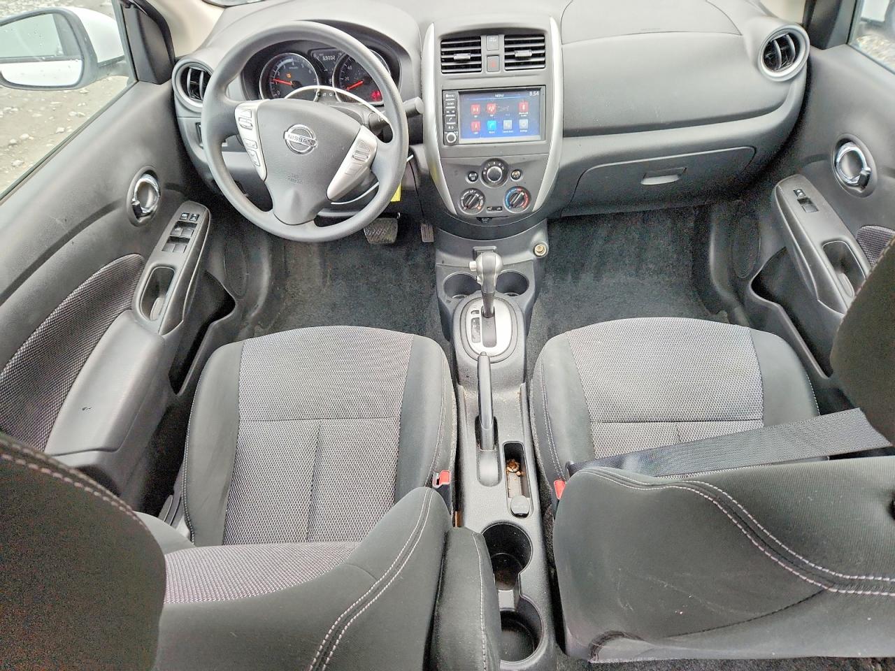 Nissan Versa Sv