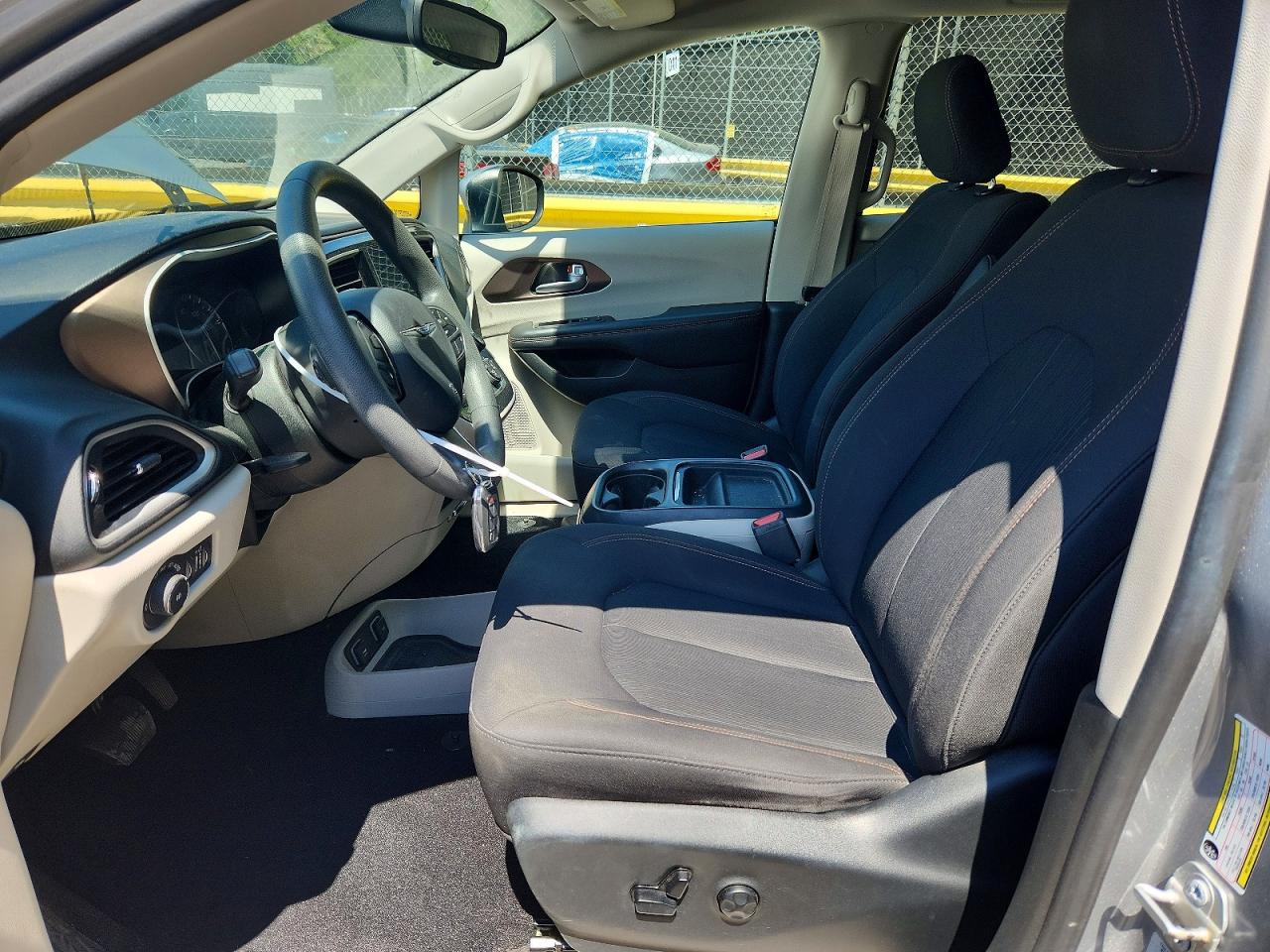 Chrysler Pacifica Touring L