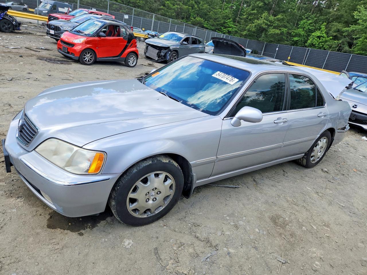 Salvage Acura RL Image