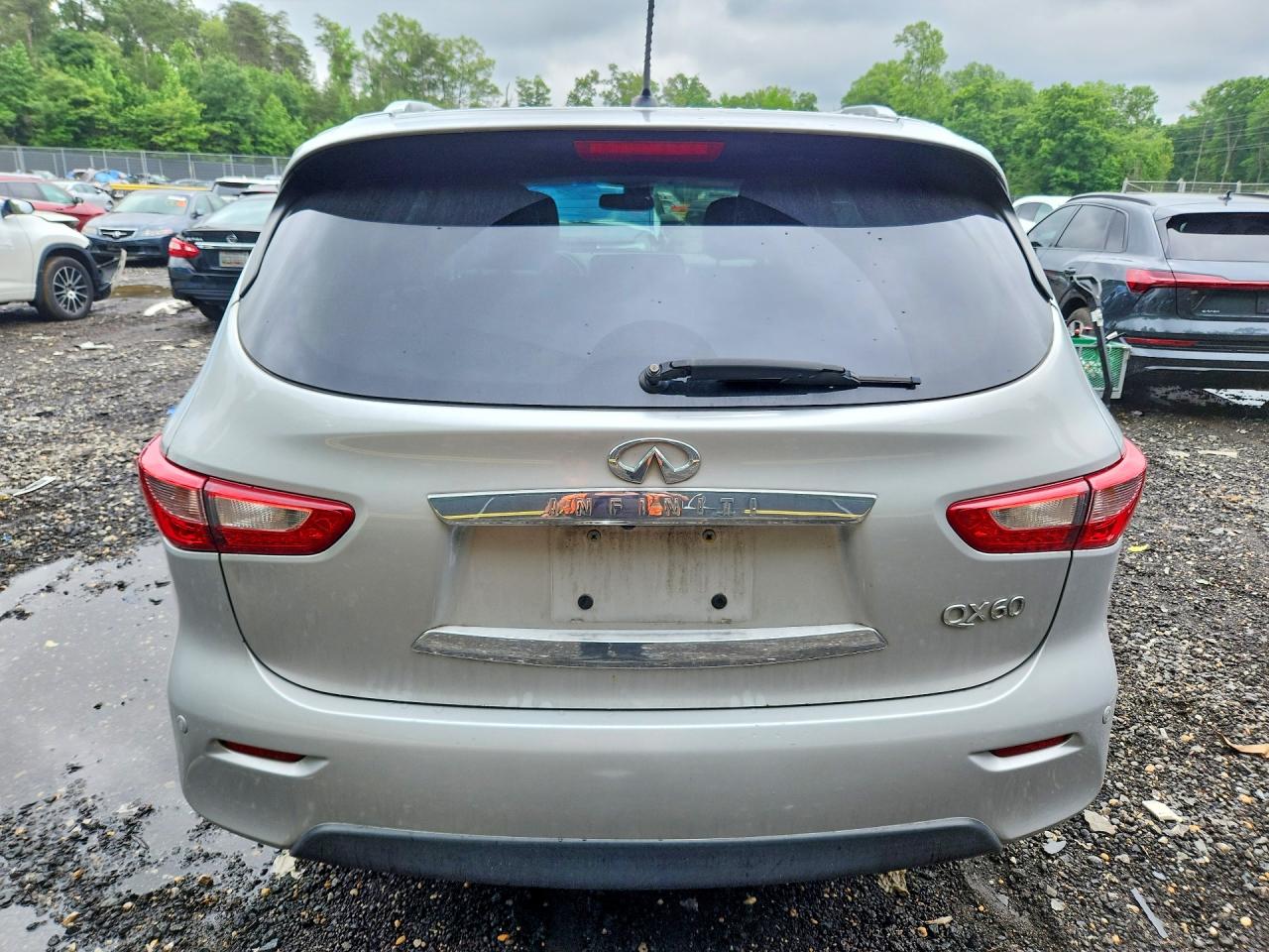 INFINITI Qx Base