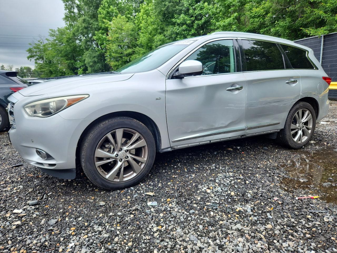 Salvage INFINITI Qx Image