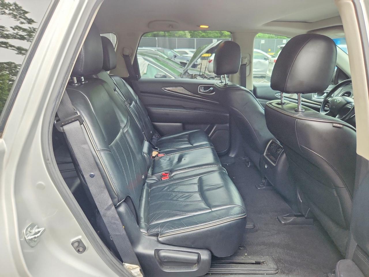 INFINITI Qx Base