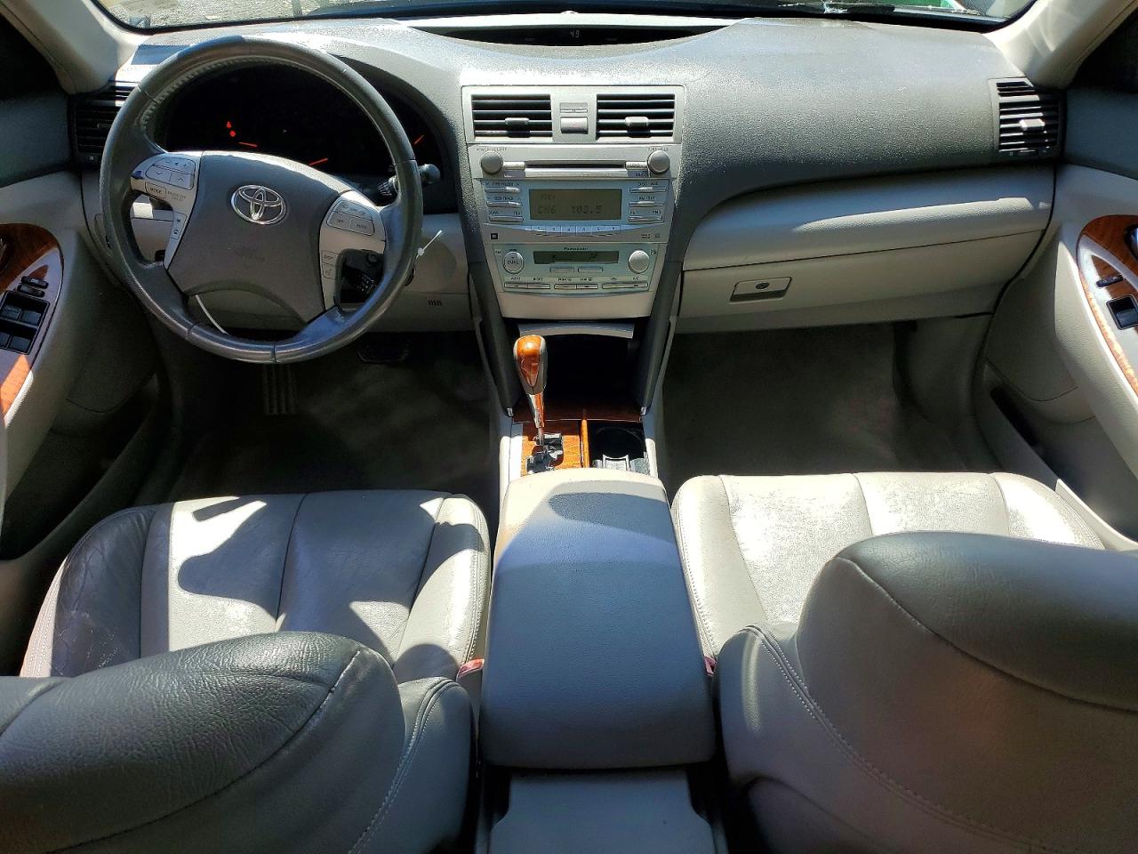 Toyota Camry Xle