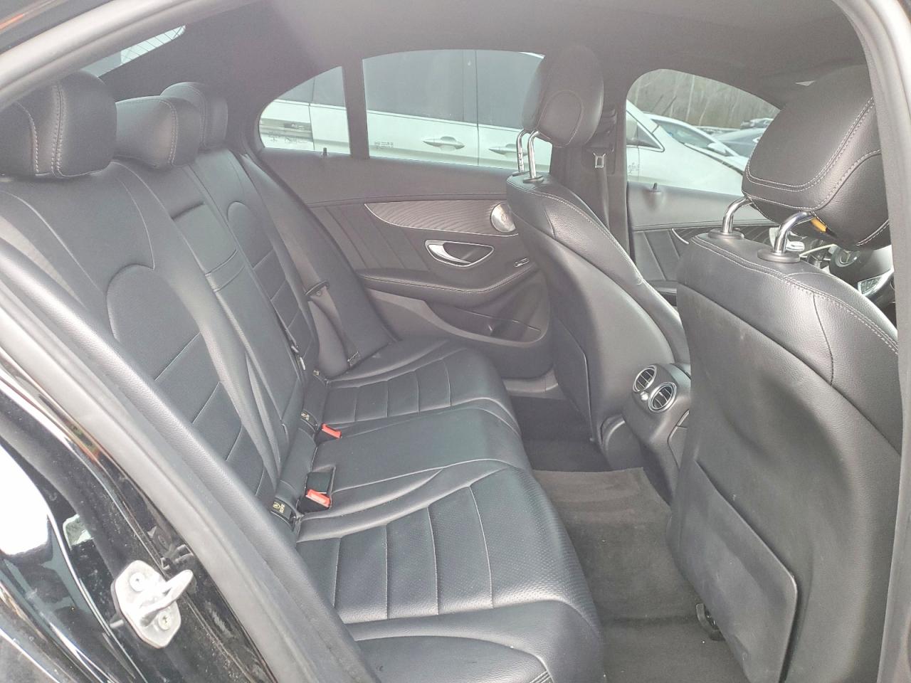 Mercedes-Benz C-Class 300 4matic