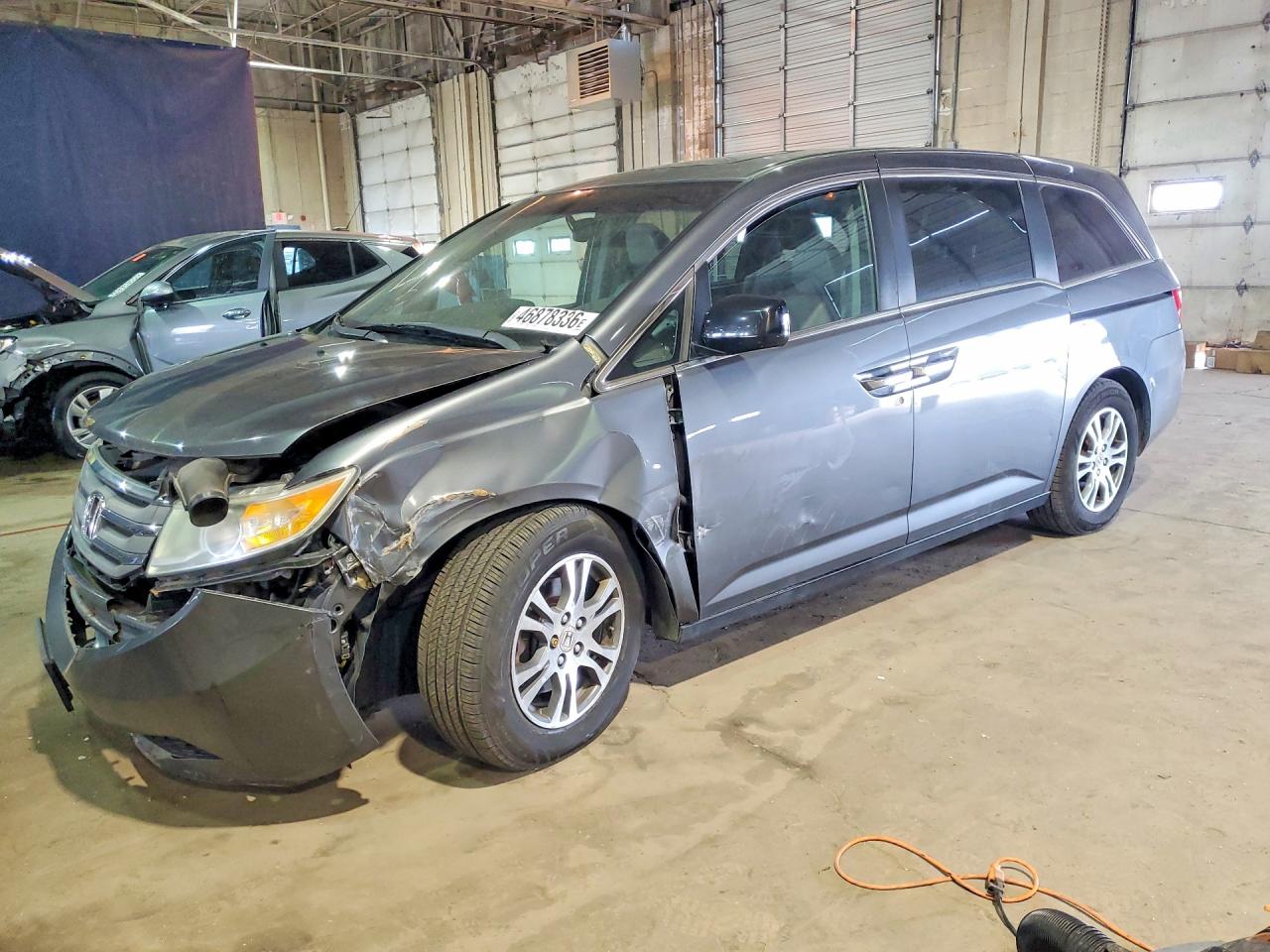 Salvage Honda Odyssey Image