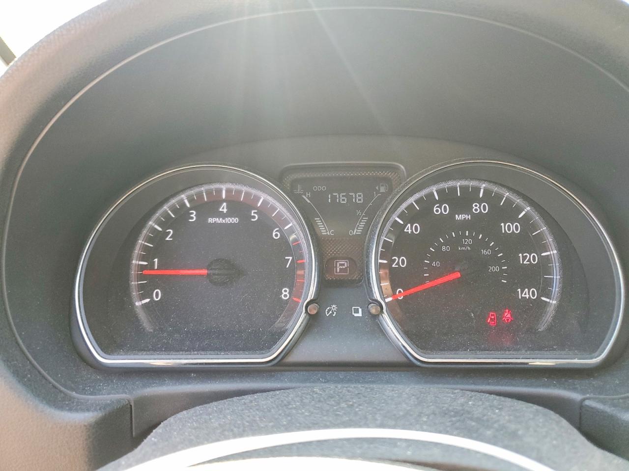 Nissan Versa Sv
