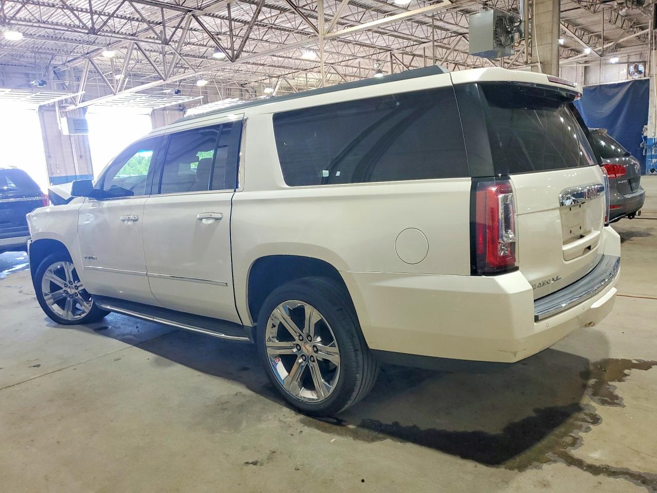 GMC Yukon K1500 Slt