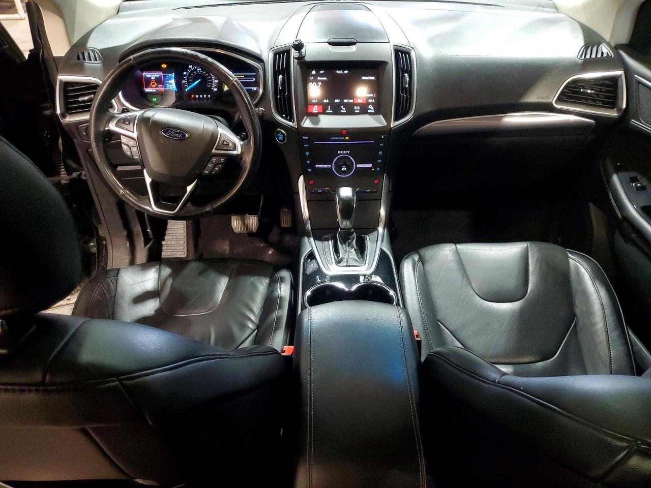 Ford Edge Titanium