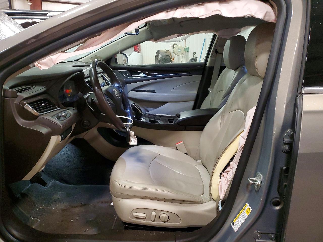Buick LaCrosse Essence