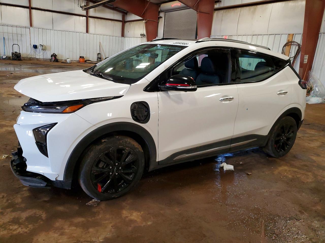 Salvage Chevrolet Bolt Image