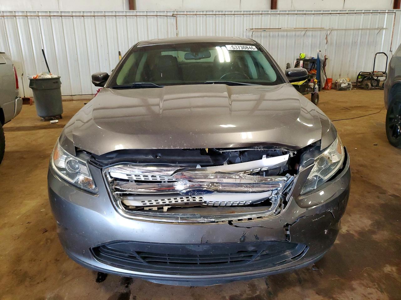 Ford Taurus Sel