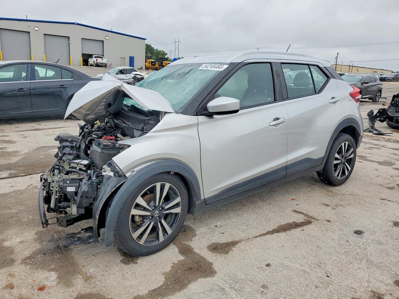 Salvage Nissan Kicks Image