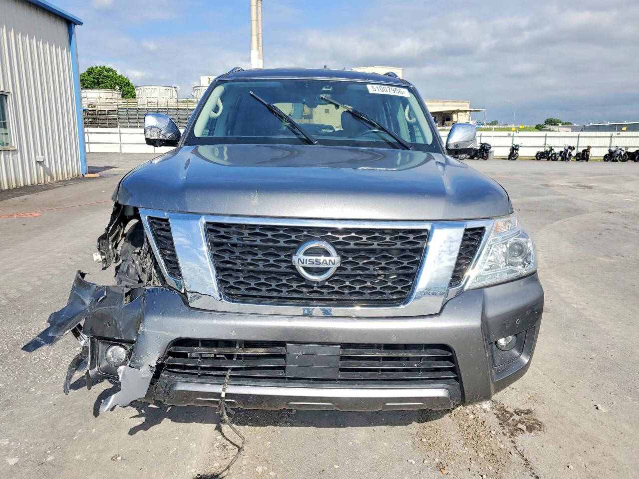 Nissan Armada Platinum