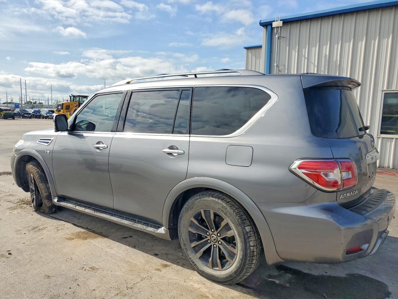 Nissan Armada Platinum