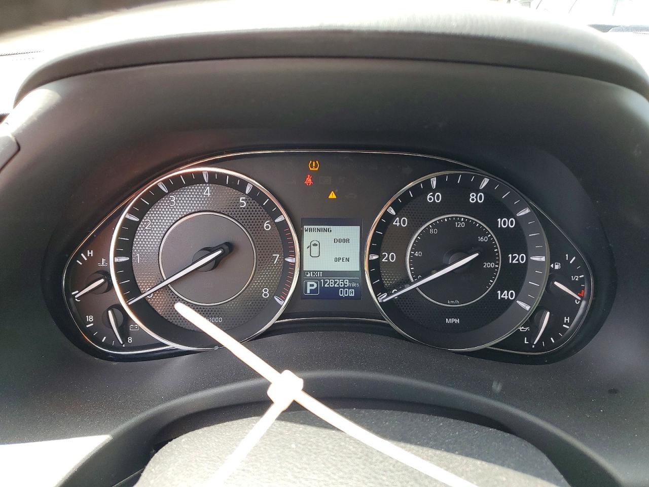 Nissan Armada Platinum