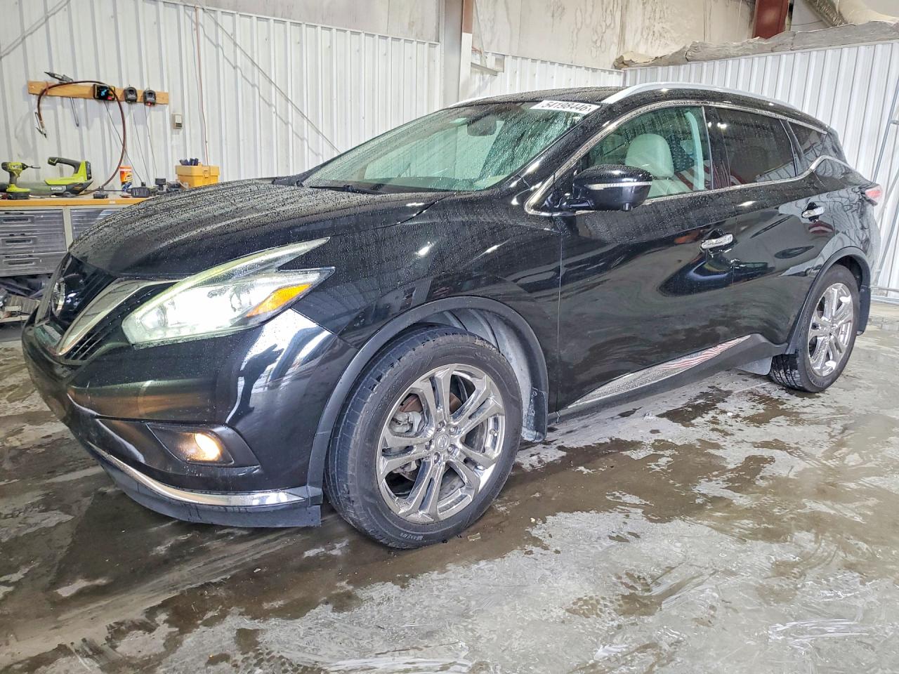 Salvage Nissan Murano Image
