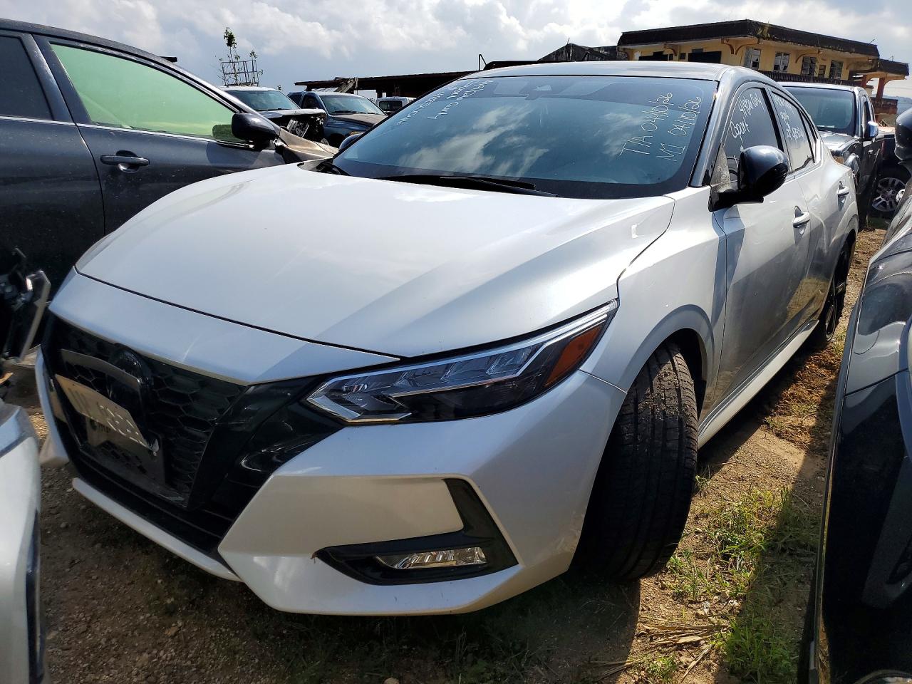 Salvage Nissan Sentra Image