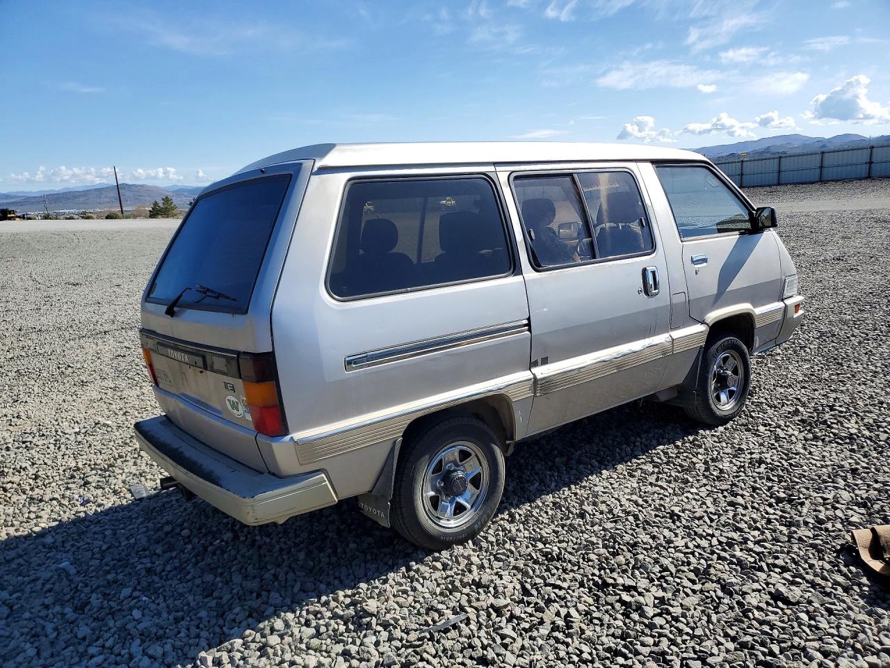 Toyota Van Wagon Le