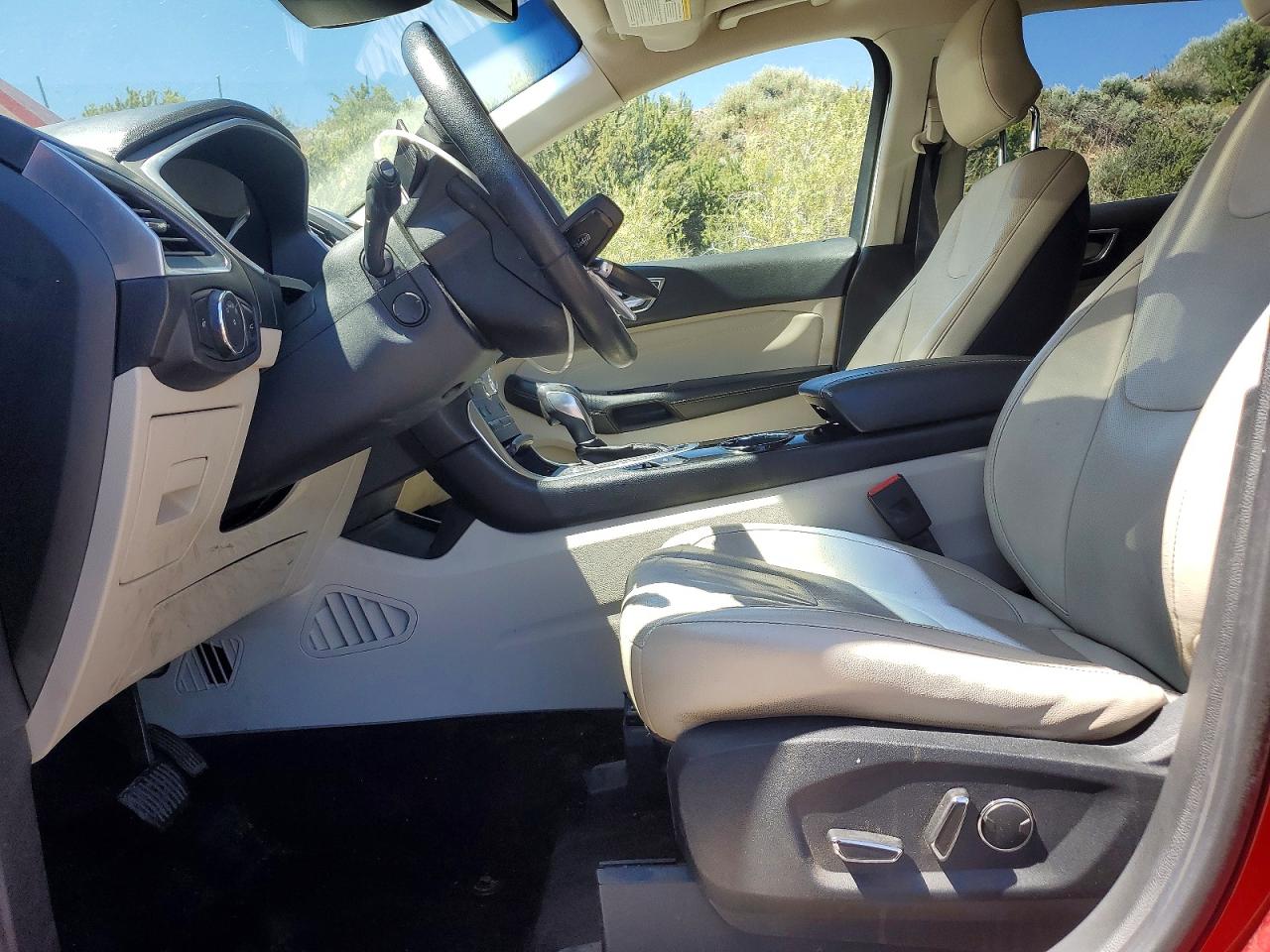 Ford Edge Titanium