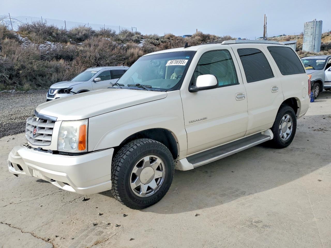 Salvage Cadillac Escalade Image