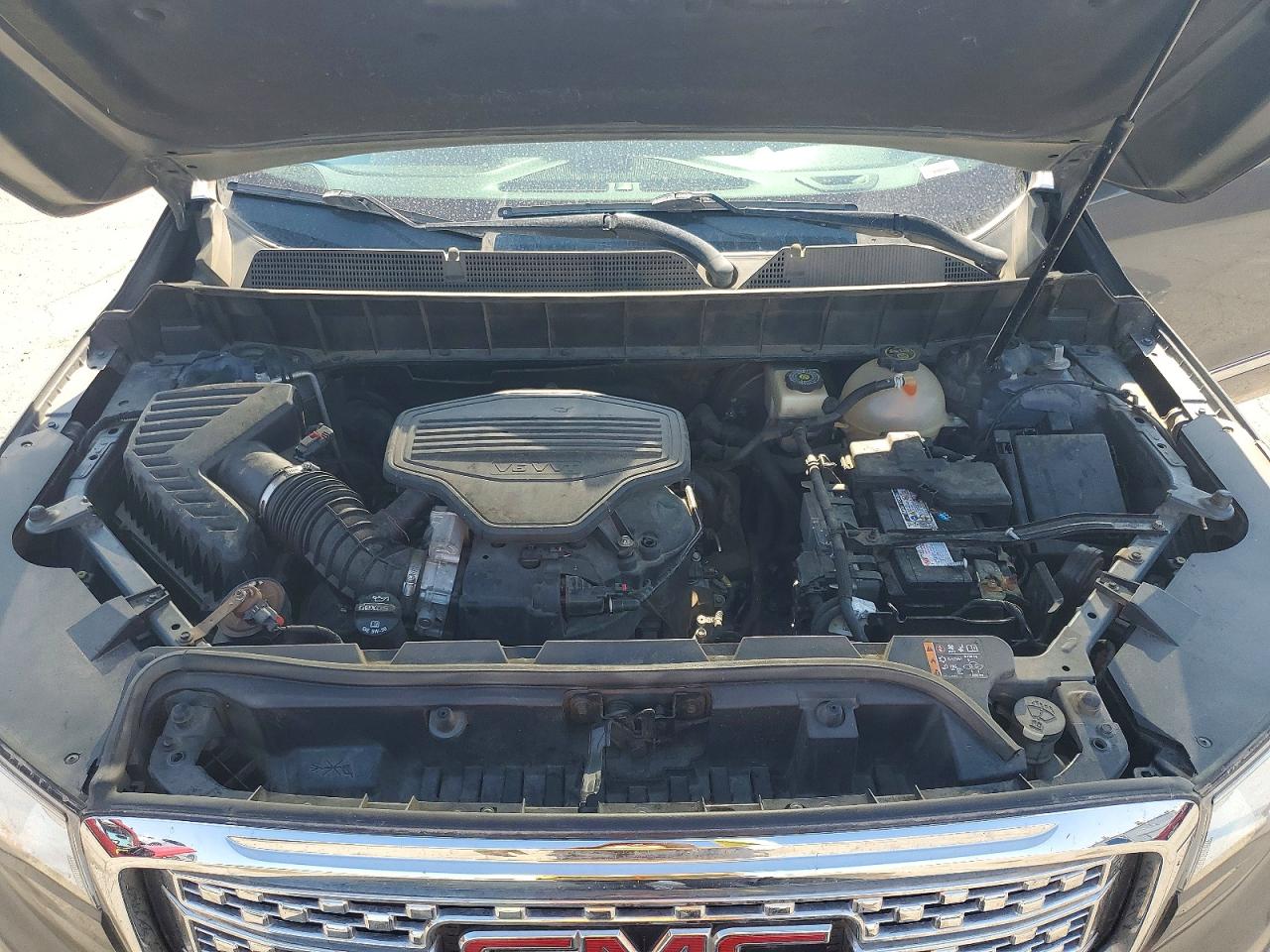 GMC Acadia Denali