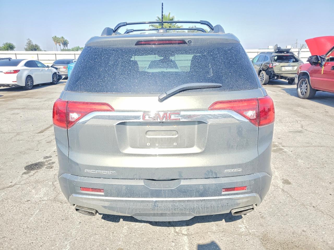 GMC Acadia Denali