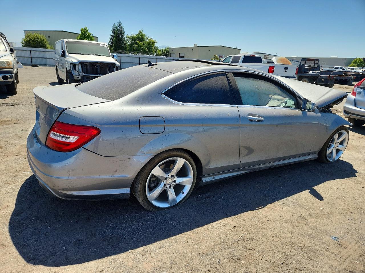 Mercedes-Benz C-Class 350