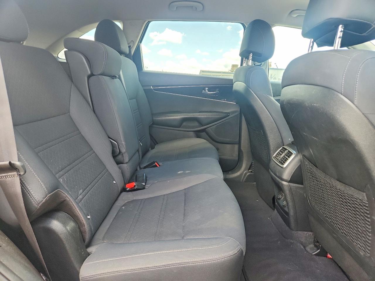 Kia Sorento Lx V6