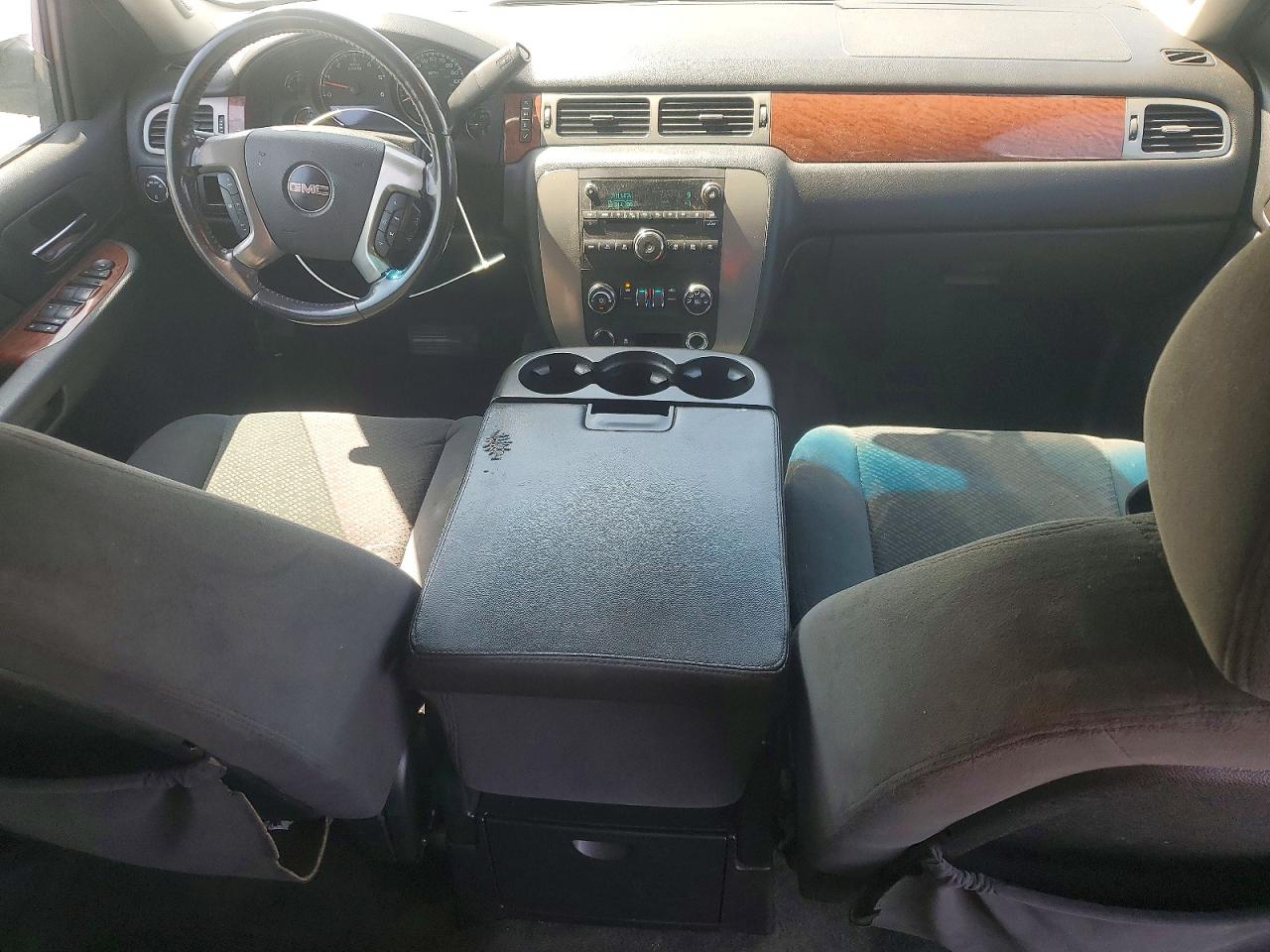 GMC Yukon C1500