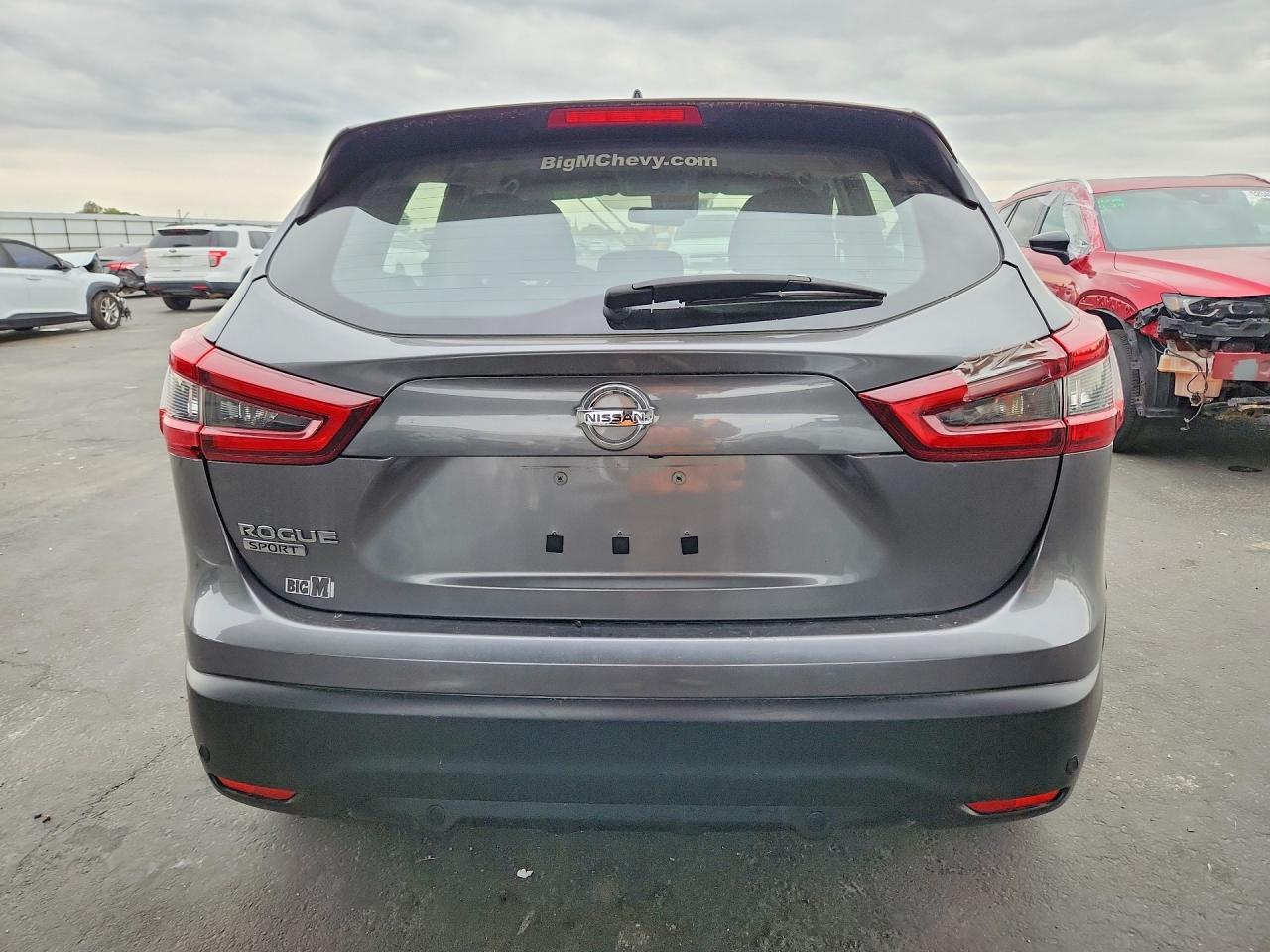 Nissan Rogue S