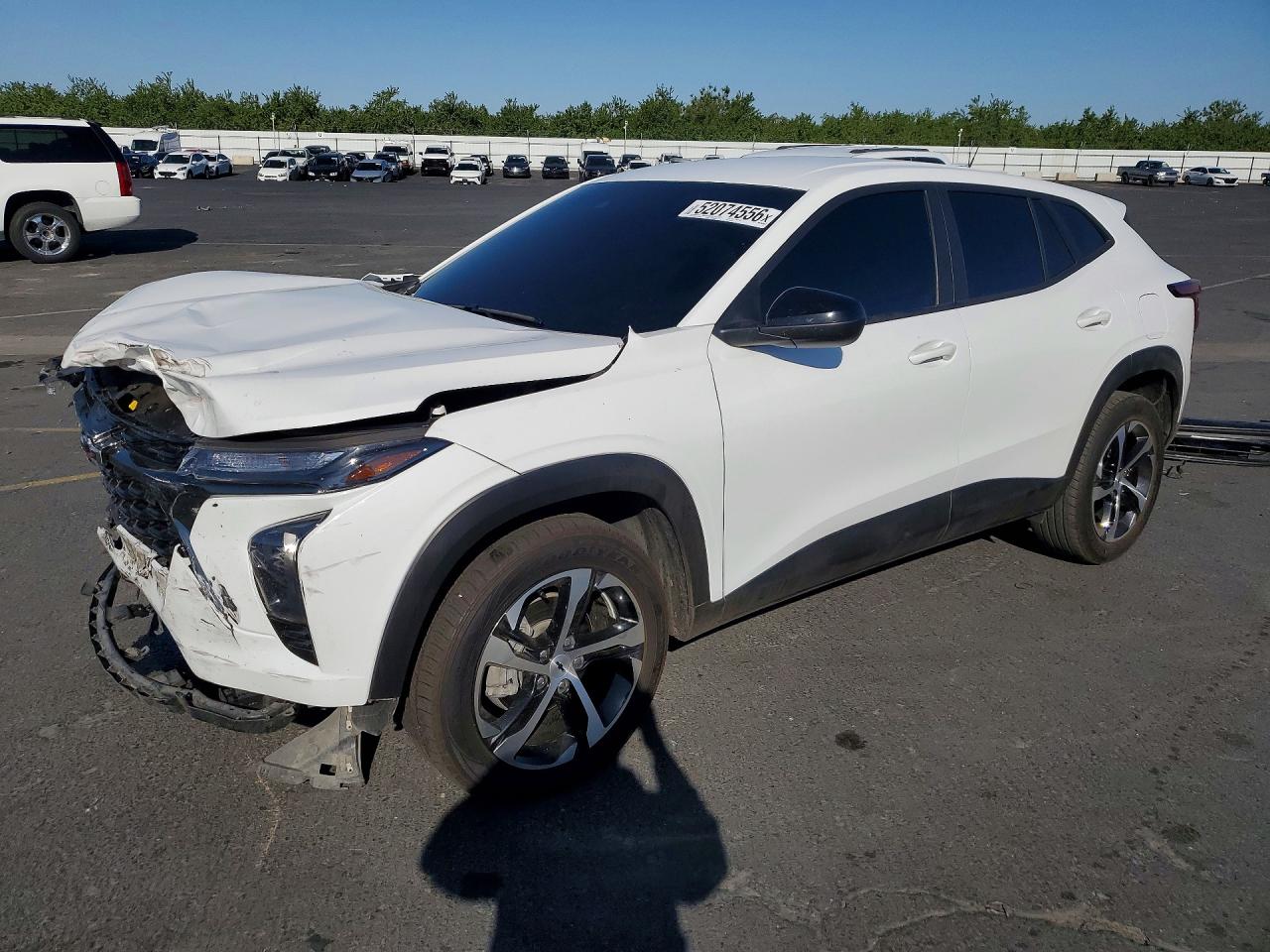 Salvage Chevrolet Trax Image
