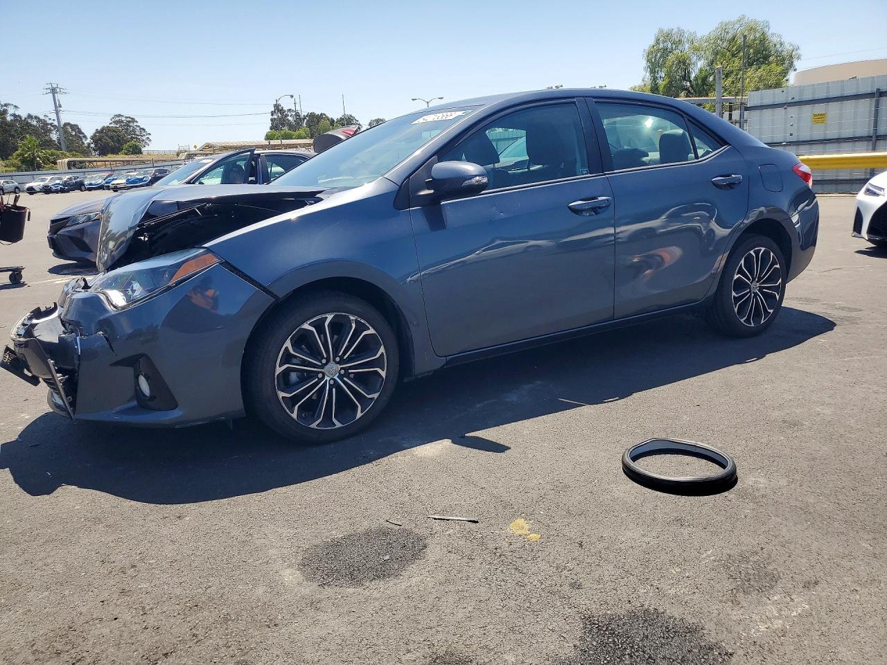 Salvage Toyota Corolla Image