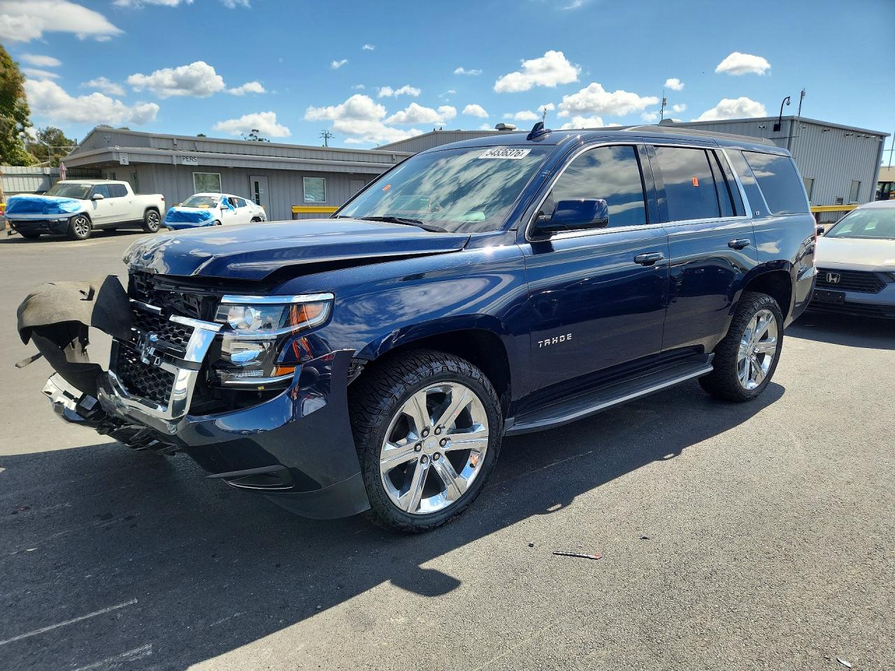 Salvage Chevrolet Tahoe Image