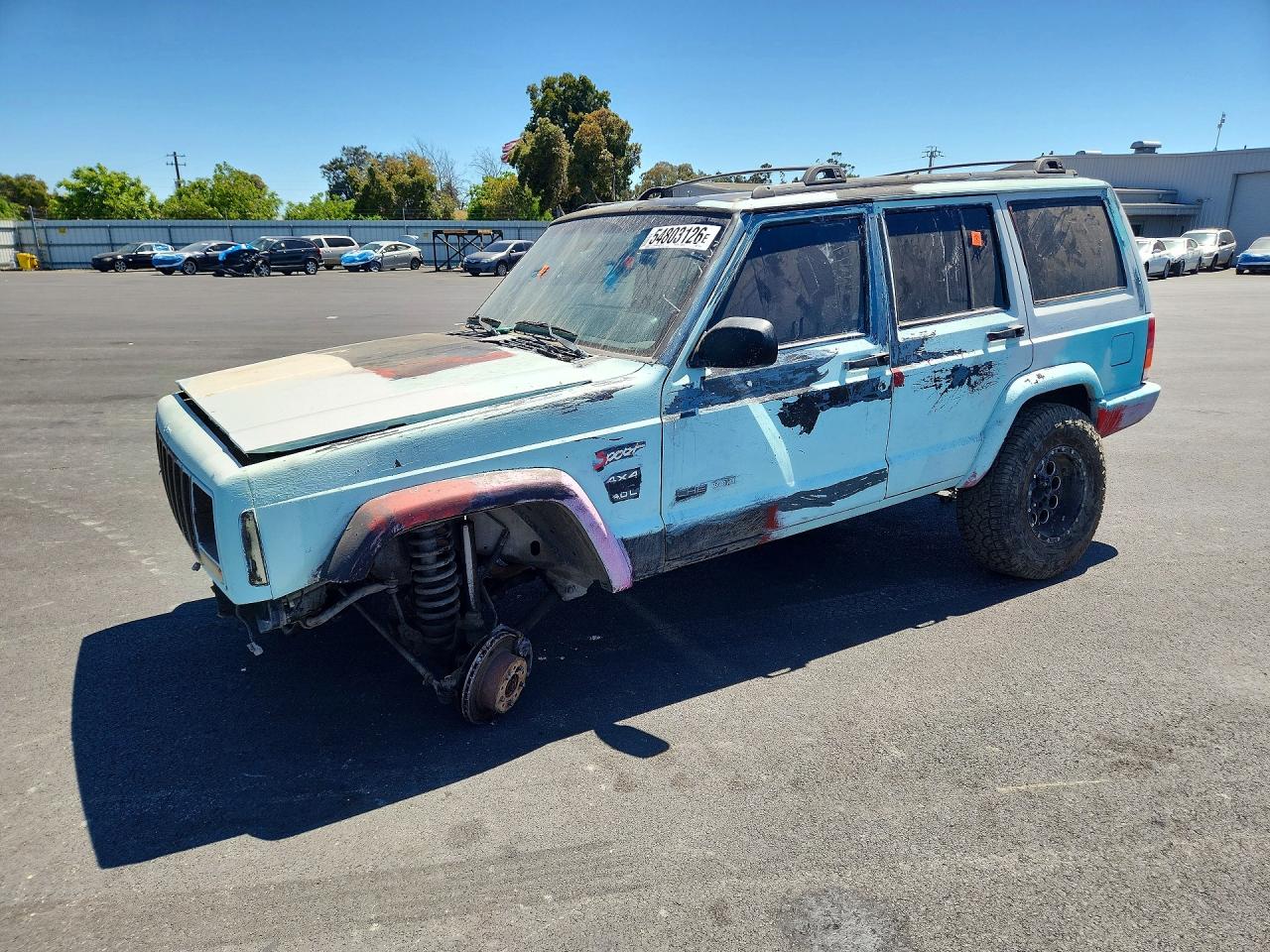 Salvage Jeep Cherokee Image
