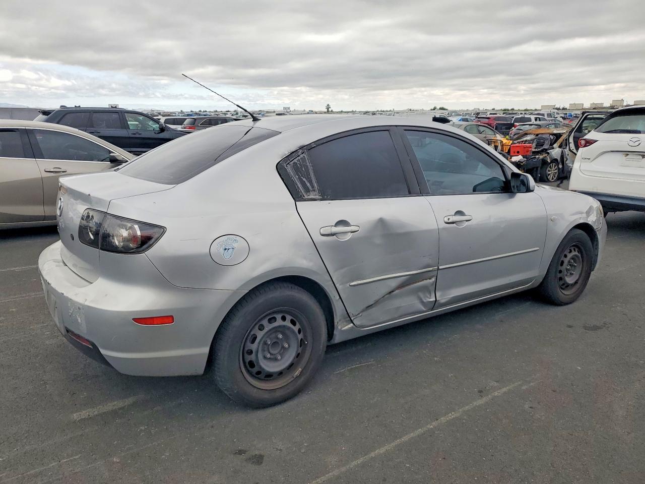Mazda 3 I