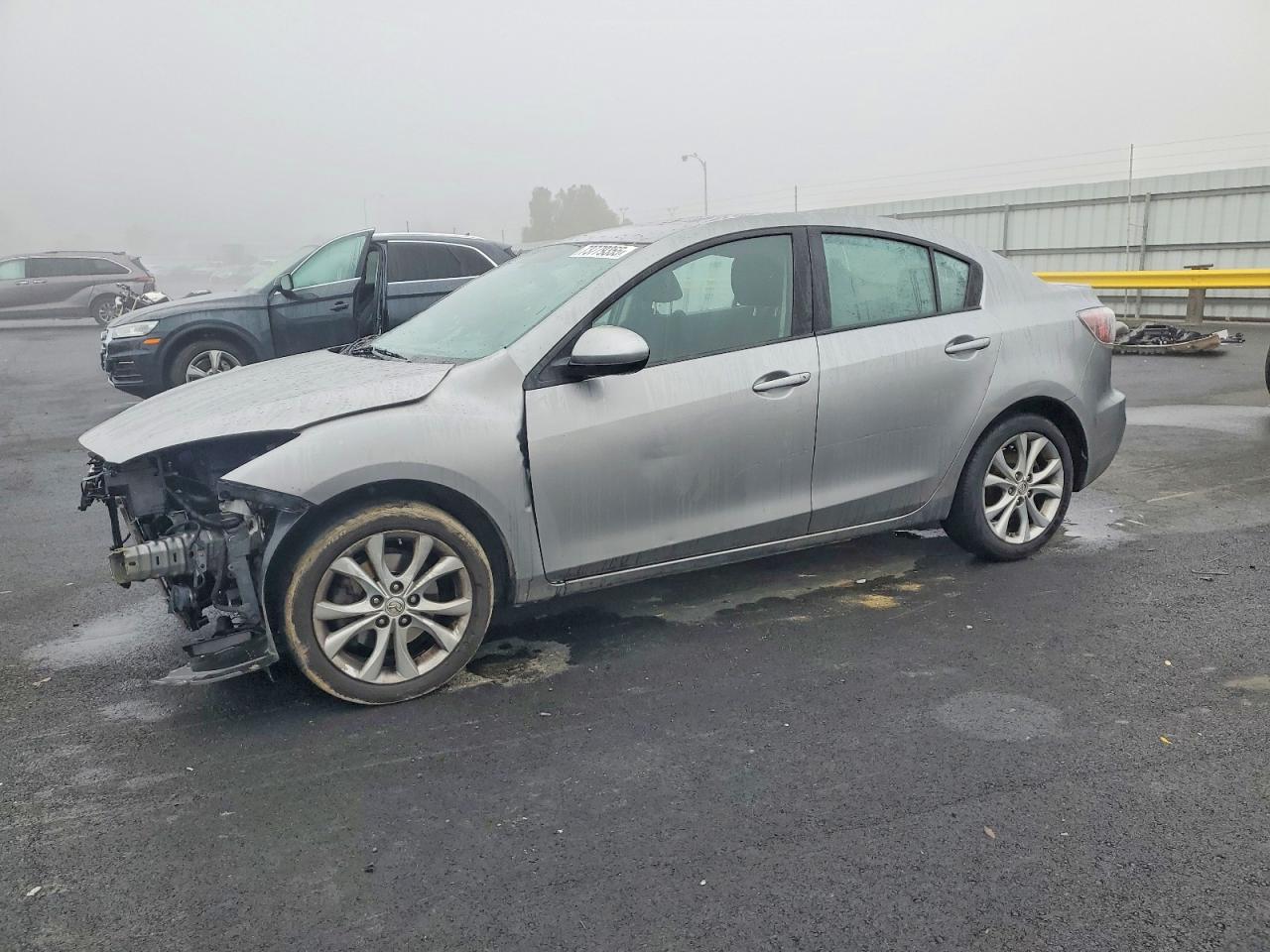 Salvage Mazda Mazda3 Image