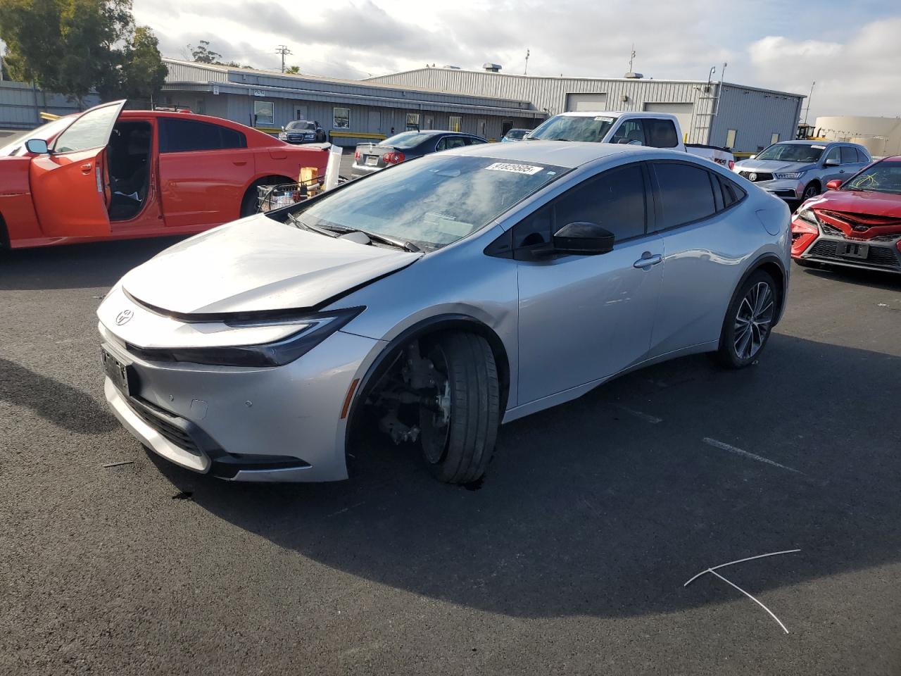 Salvage Toyota Prius Image