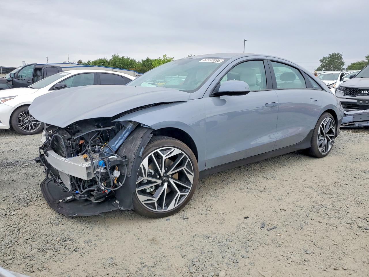 Salvage Hyundai Ioniq Image