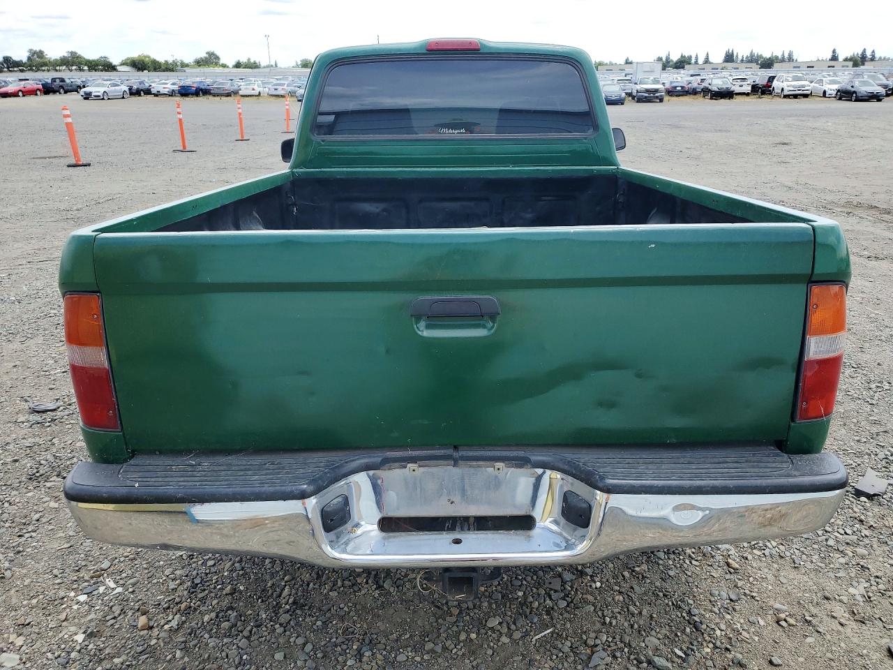 Toyota Tacoma Base