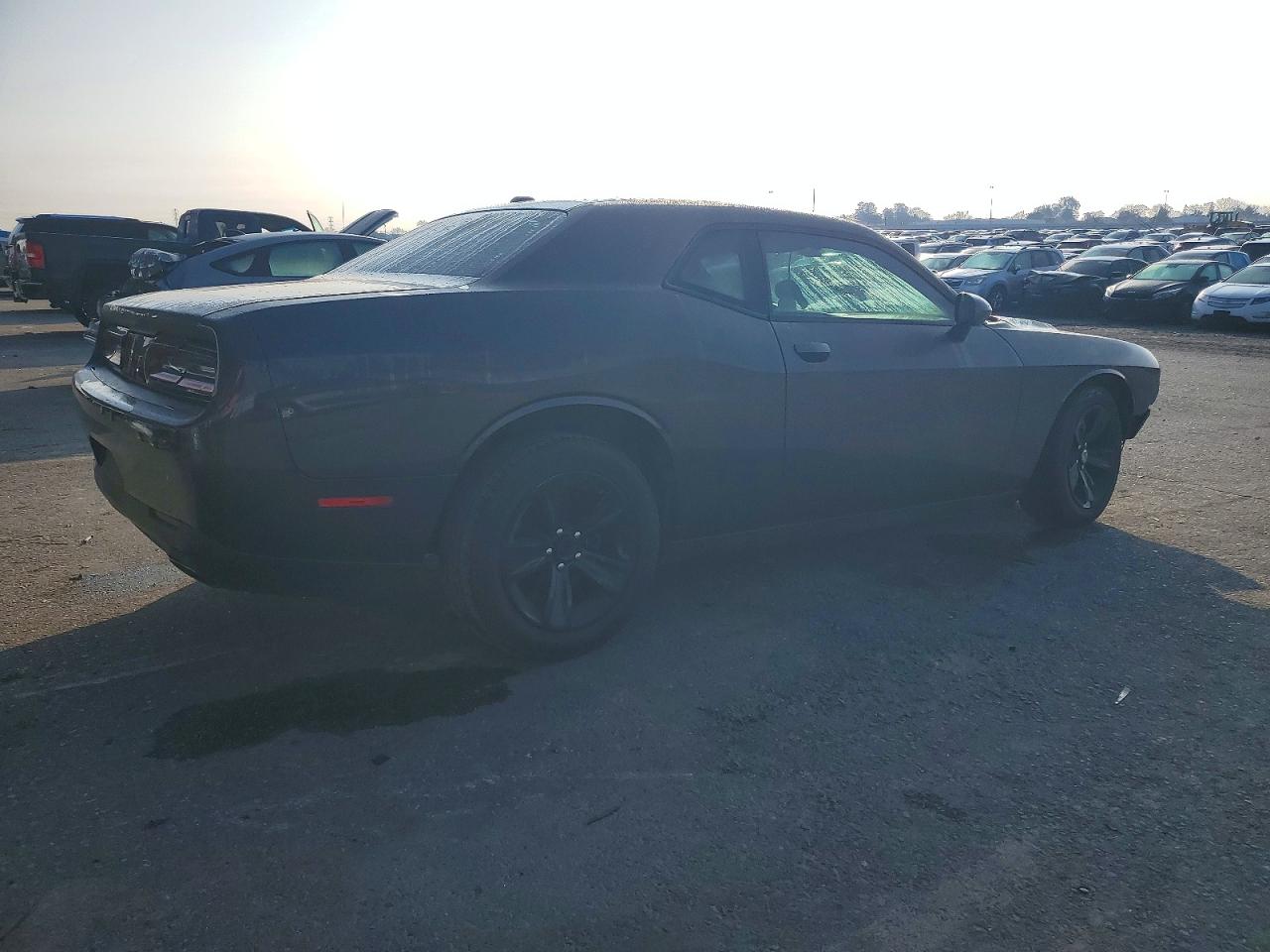 Dodge Challenger Sxt