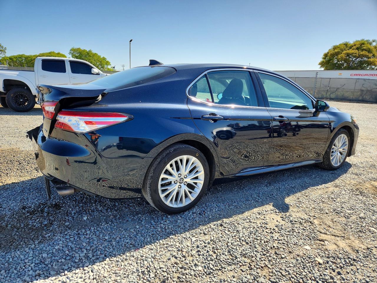 Toyota Camry Xle